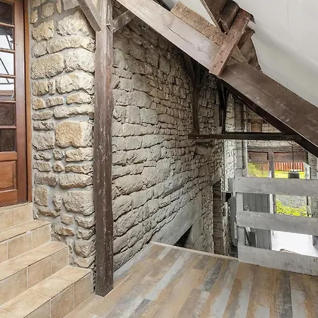 Lovely In Tremblay With Kitchen Feriehus Les Portes du Coglais