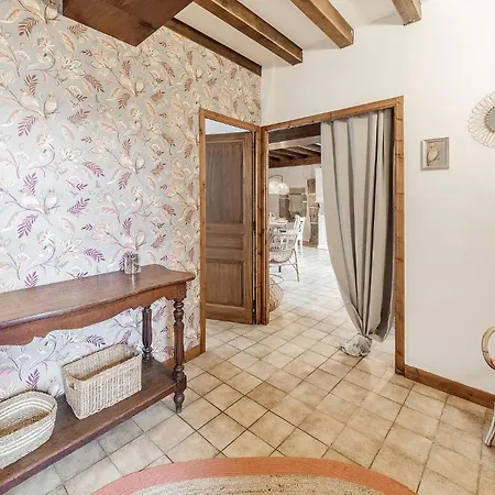 Lovely In Tremblay With Kitchen